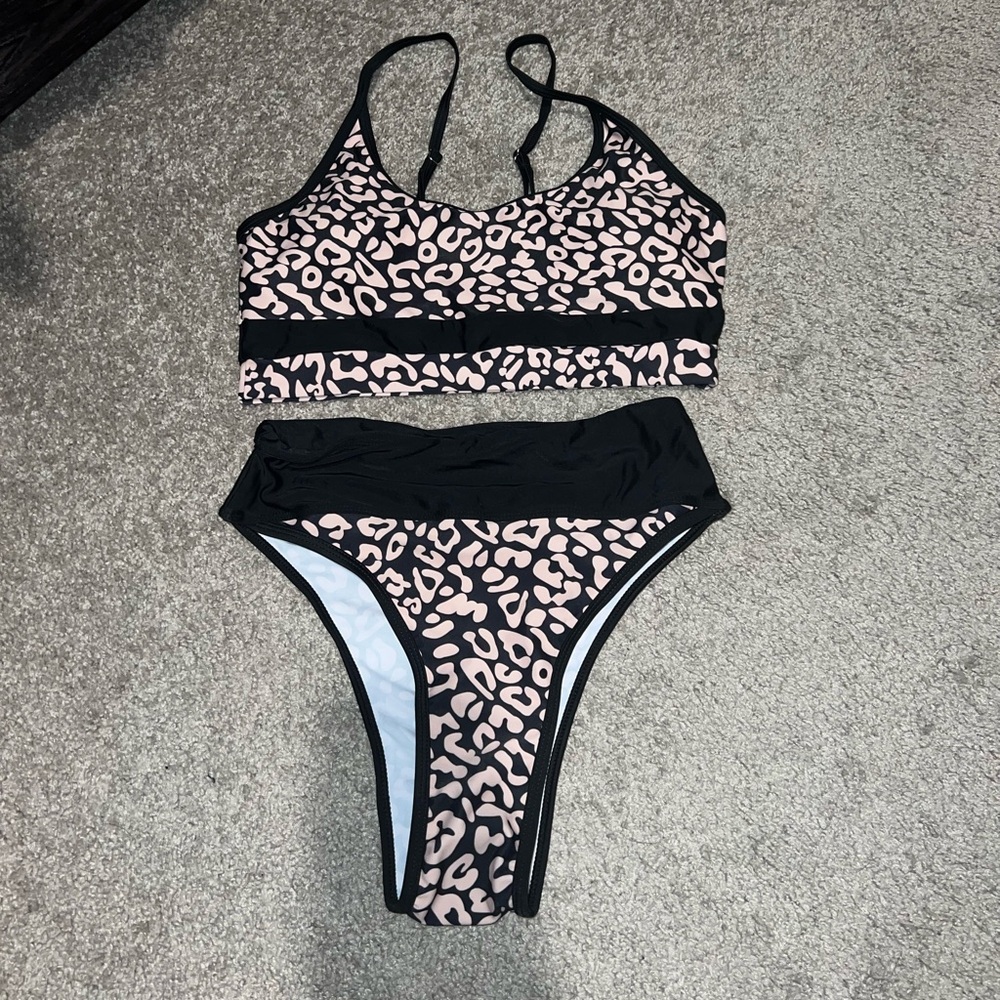 Bikini never worn